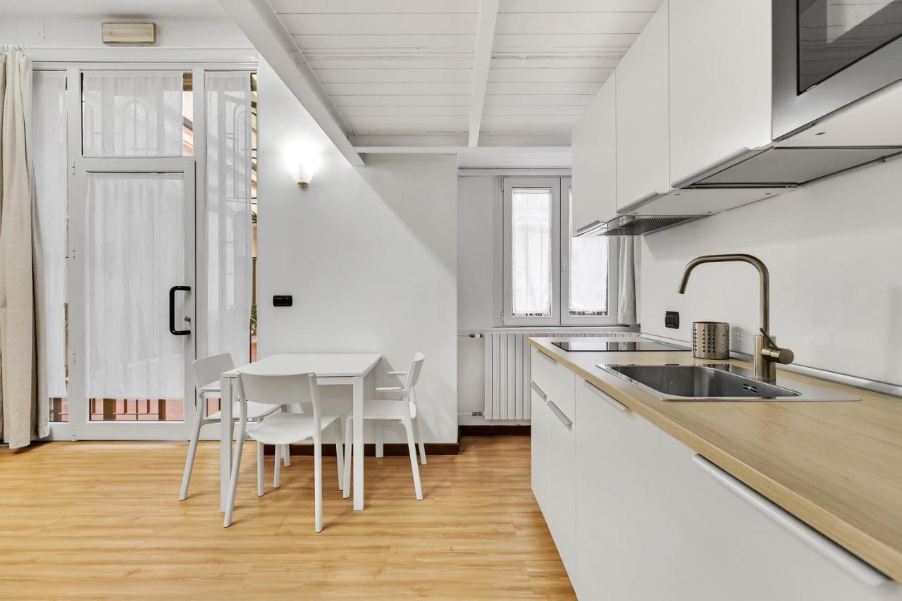 Appartement Loft Margarita à Milan Extérieur photo